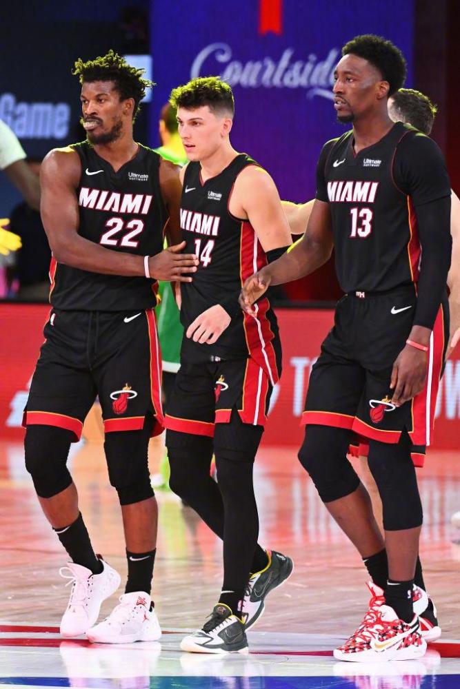 巴萨的攻势 巴萨的攻势