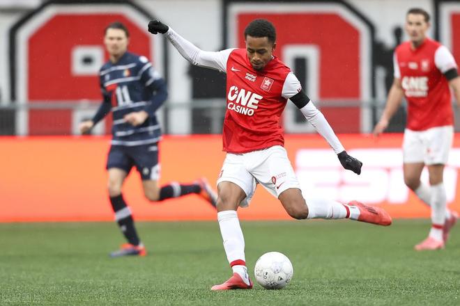 灰熊队在进 灰熊队在进