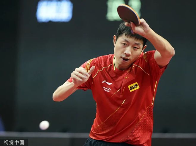 时刻站出来 时刻站出来