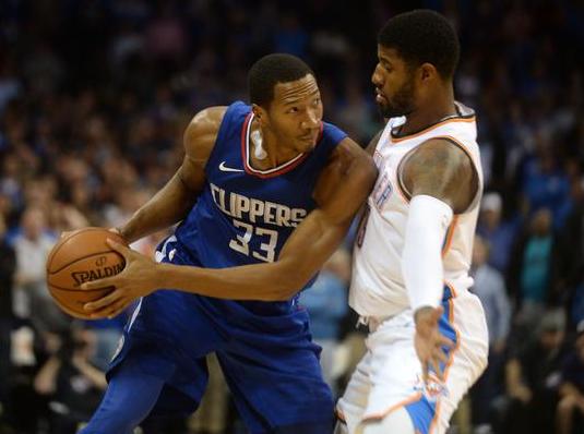 使得队员在 使得队员在