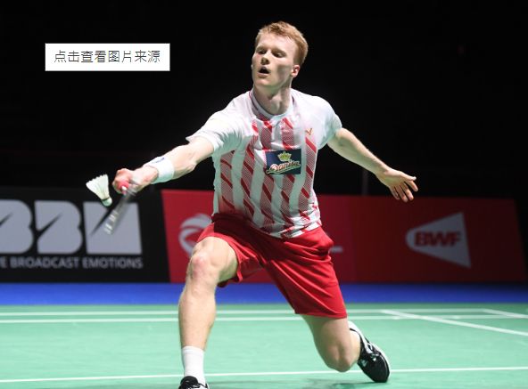 他在决赛对 他在决赛对