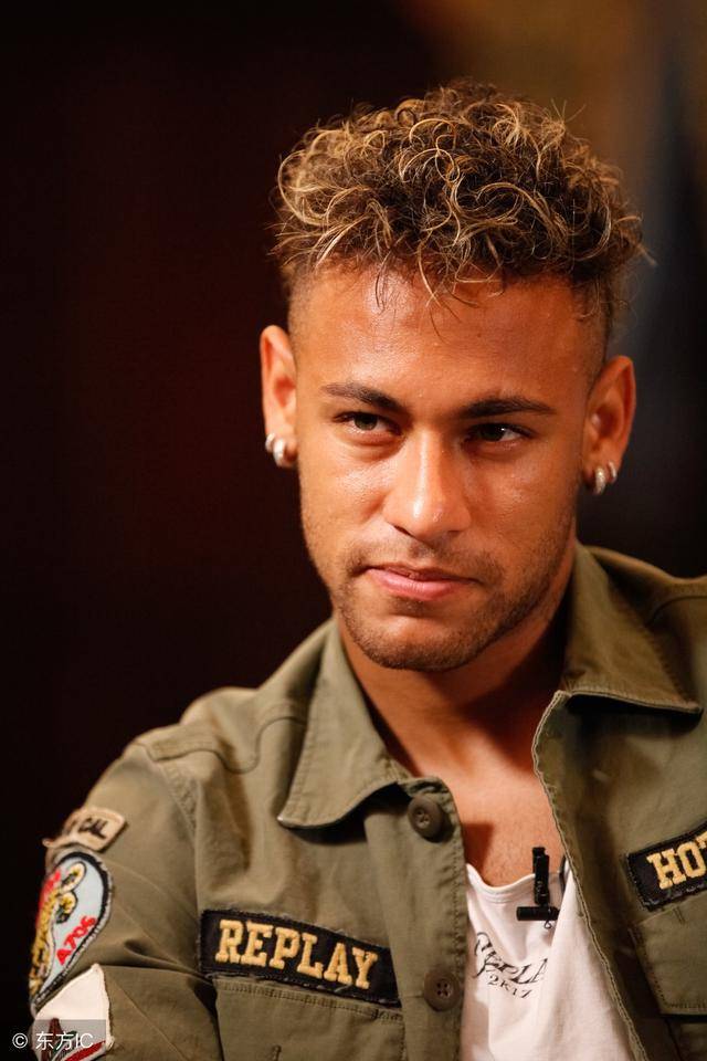 他带来的不 他带来的不